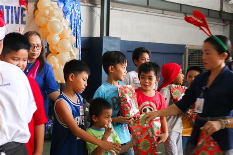 batang coop|Batang Palengke delights in joy with regalo de pasko celebration.
